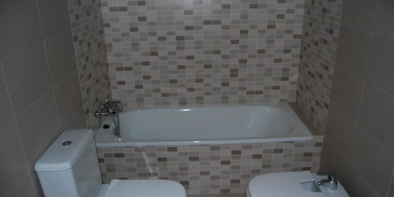 Edificio Jara pisos baño 2 altecnic promotora constructora
