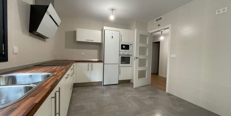 altecnic promotora constructora_residencial_campus_fase1_cocina5