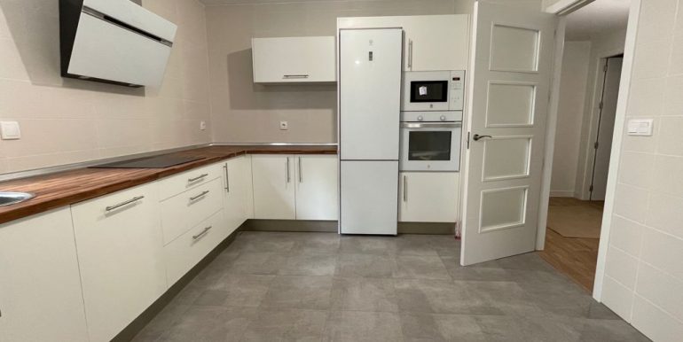 altecnic promotora constructora_residencial_campus_fase1_cocina4
