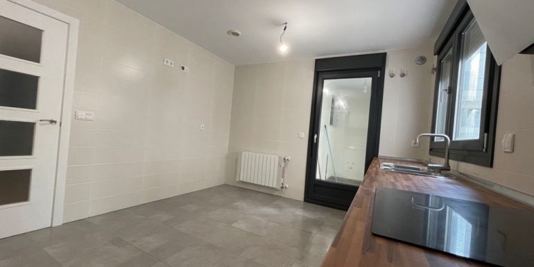 altecnic promotora constructora_residencial_campus_fase1_cocina3