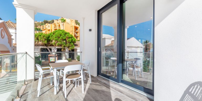 manilva pisos vistas terraza altecnic promotora constructora